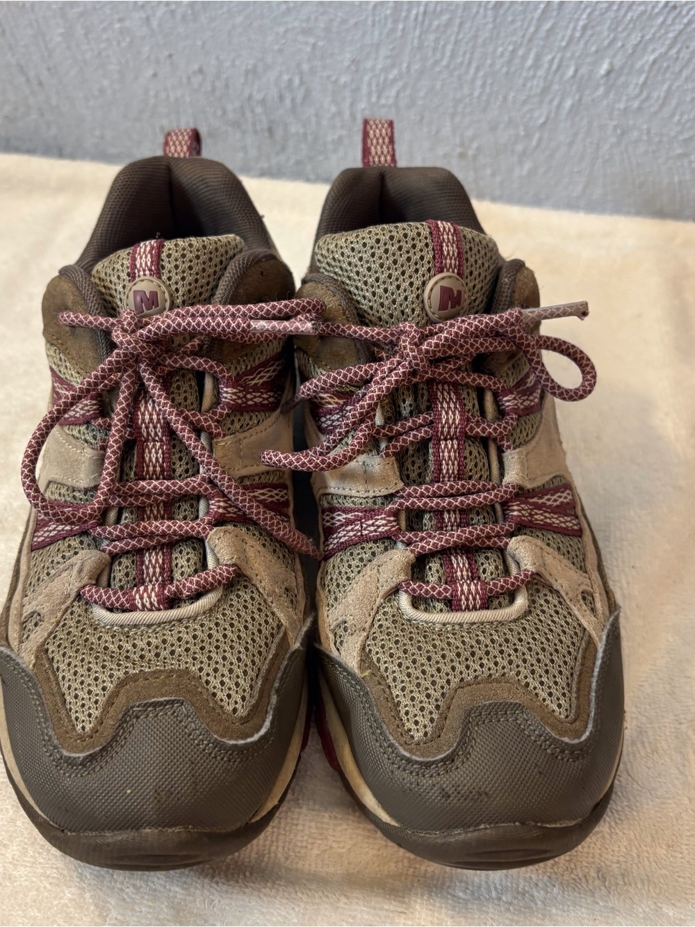 Merrell Womens Hiking Walking shoes SZ 8 M AirCushion Qform Waterproof